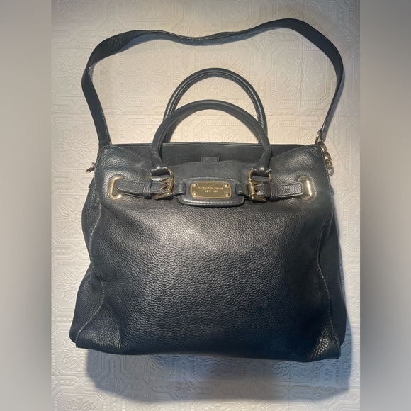 Michael Kors Crossbody Satchel Bag Black Gold Hardware Gently Used Handbag - Picture 1 of 16